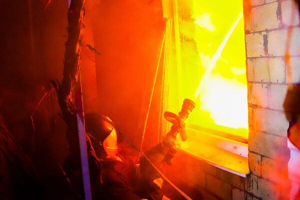Ночью в Одесской области горел жилой дом: подробности 