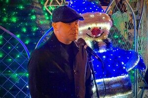 В Одессе зажгли главную новогоднюю елку города