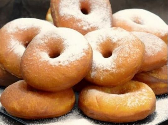 Смачні й не сильно калорійні пончики: приготуйте, щоб потім не шкодувати