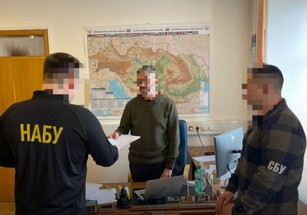 Экс-депутатов Одесского областного совета подозревают в присвоении 32 барж