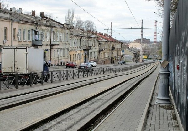 Повторный ремонт спуска Маринеско: в мэрии утверждают, что виновата война