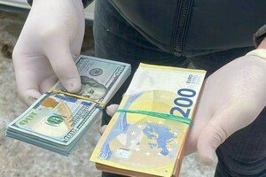 В Одессе предприниматель требовал взятку за оформление инвалидности онкобольной матери военного