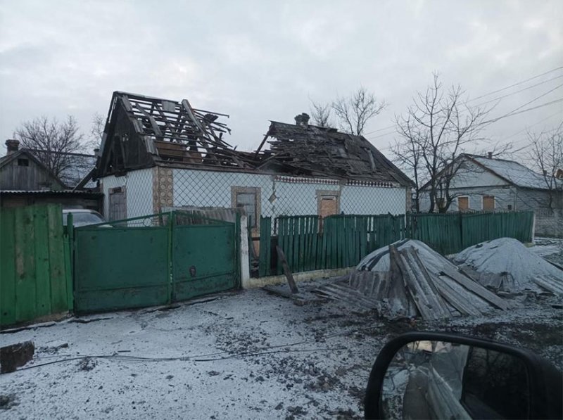 Окупанти вдарили по мирних на Донеччині: постраждали кілька міст, є жертви