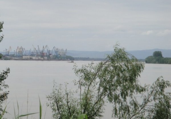 В Одесской области на берегу речки пропала девушка