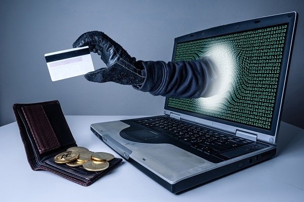 Куда обратиться в случае мошенничества в интернете
