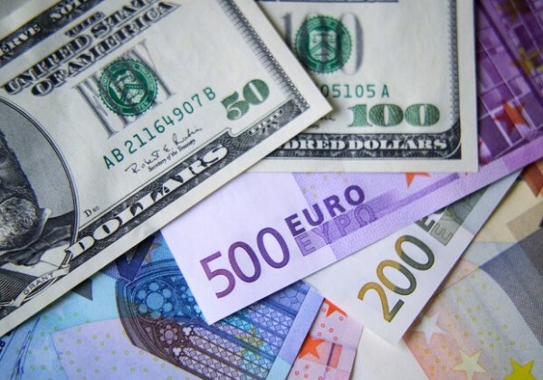 Курс валют в Украине 16 марта 2024 года: сколько стоит доллар и евро