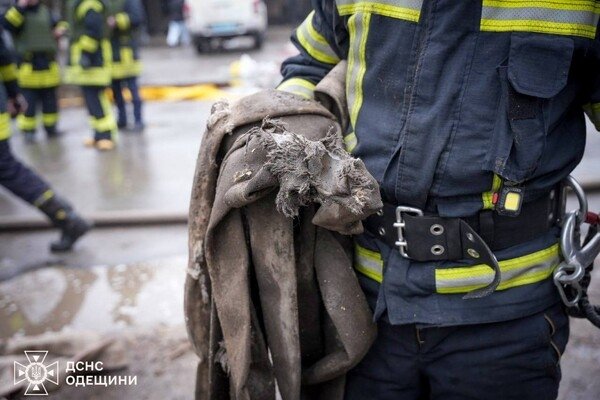 Из-за удара баллистикой по Одессе погибли 14 человек, 46 пострадали: 16 марта объявят Днем траура