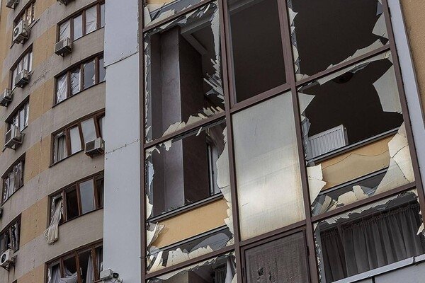 В результате последней ракетной атаки Одессы пострадали 300 квартир и Дворец спорта: ранения получили десять человек