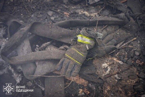 Из-за удара баллистикой по Одессе погибли 14 человек, 46 пострадали: 16 марта объявят Днем траура