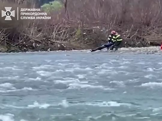 Тиса не прощає: 33-річний харків'янин став 22-м ухилянтом, який загинув у бурхливій річці (фото, відео)