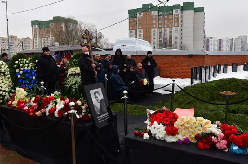 В москві поховали опозиційного політика Олексія Навального: що відомо