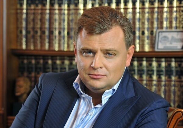 Одесскому экс-депутату Руслану Тарпану объявили о подозрении: он передал в РФ коллекцию раритетных авто Одесскому экс-депутату Руслану Тарпану объявили о подозрении: он передал в РФ коллекцию раритетных авто