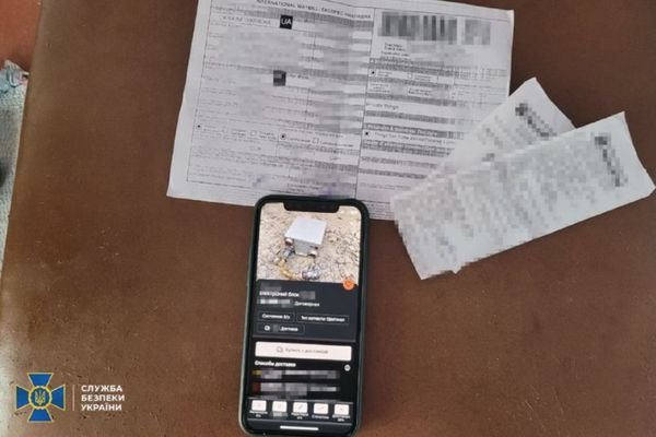 СБУ затримала злочинців, які хотіли вивезти з України обладнання до бойових літаків