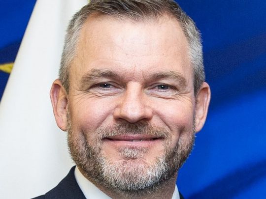 Влада у Словаччині стала ще більш проросійською: на виборах президента країни переміг союзник українофоба Фіцо