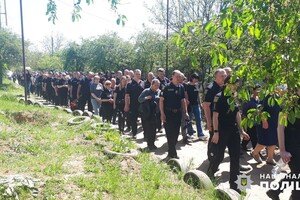 Простились со следователем полиции, который погиб из-за вражеских обстрелов Одессы