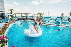 Какие пляжные комплексы Одессы уже работают: обзор с ценами