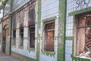 Как выглядят здания-призраки Пересыпского района Одессы
