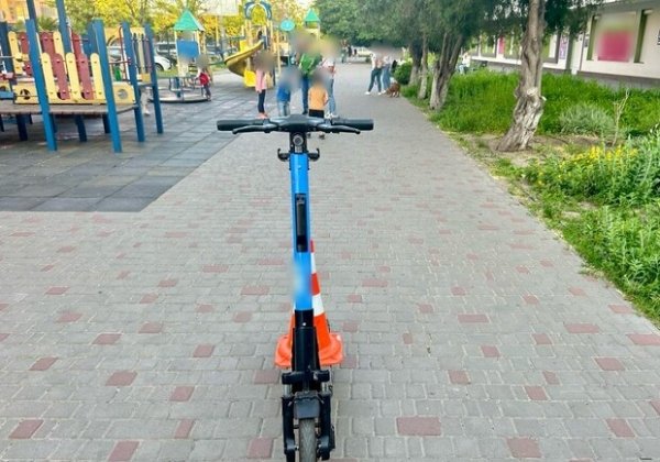 В Одессе 16-летняя девушка на электросамокате сбила шестилетнюю девочку: что с ребенком