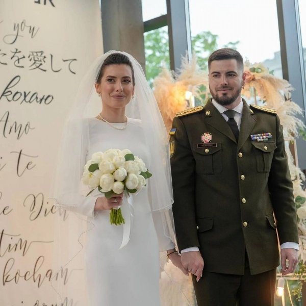 Красуня-нардеп зізналася, що вийшла заміж і виклала фото
