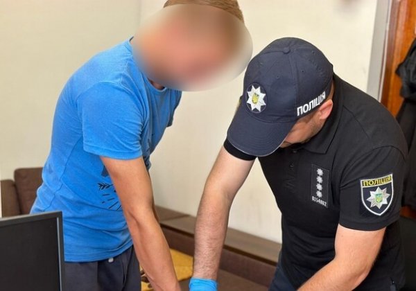 В Одессе задержали 18-летнего парня, который ограбил женщину, чтобы избежать мобилизации