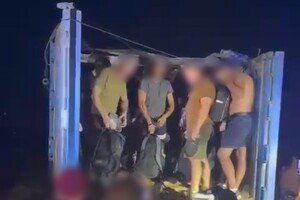 Хотел вывезти за границу более 40 уклонистов: в Одесской области избрали меру пресечения зерноперевозчику