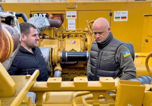 В Одессе все-таки передали гуманитарные генераторы в частные руки, но не все