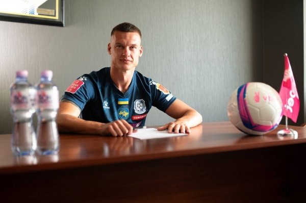 Футбол. Олексій Хобленко знову стає «моряком»