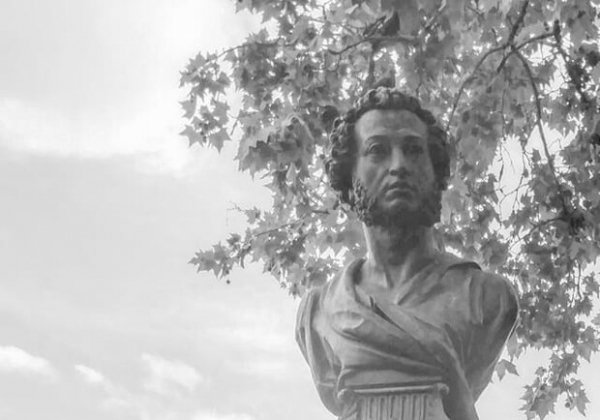 Чтобы снести памятник Пушкину на Приморском бульваре в Одессе нужно разрешение ЮНЕСКО