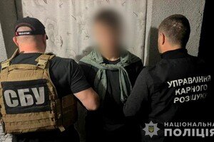 В Одессе и области подростки и молодой парень снова поджигали авто военных