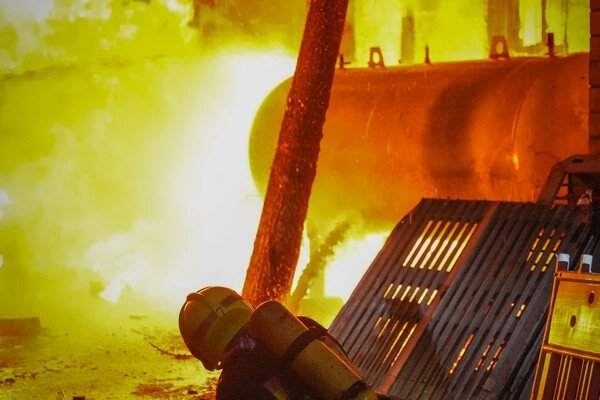 В Одессе загорелась цистерна с газом: есть пострадавший