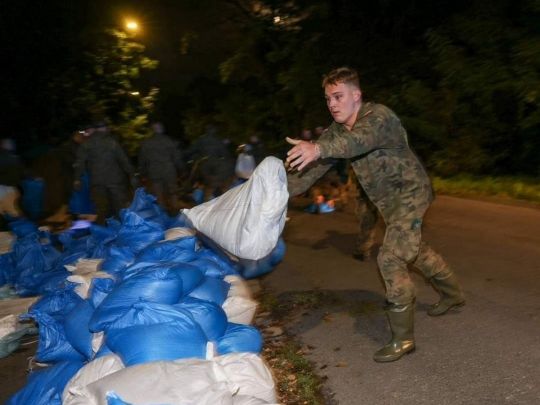 Попри загрозу повені, компанія Tauron без попередження скинула воду, яка пішла на Вроцлав