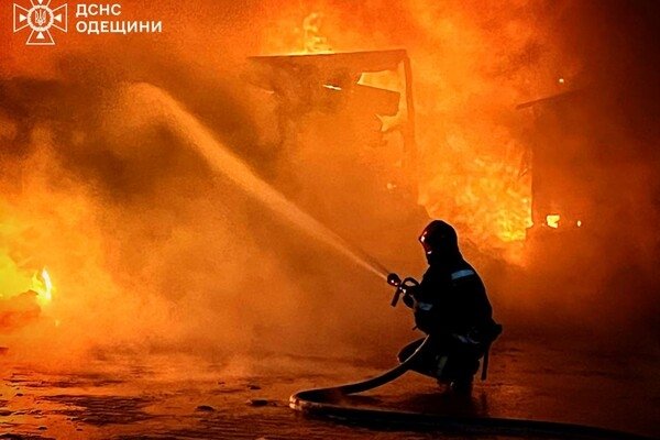 В результате атаки на Измаил пострадали три человека