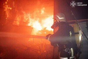 Ночная атака "Шахедов" по Одессе: есть повреждения гражданских объектов и тяжелораненый (обновлено)