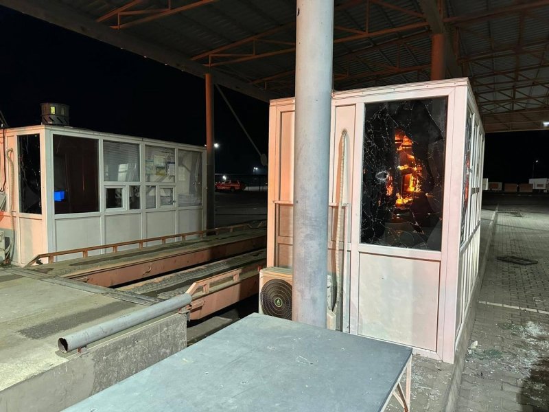«Шахеди» атакували порт в Ізмаїлі: зупинено роботу пункту пропуску на кордоні з Румунією (фото)