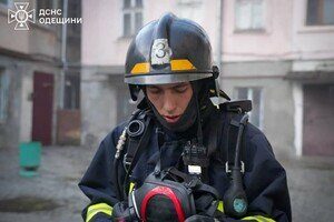В центре Одессы вспыхнул пожар в квартире: подробности