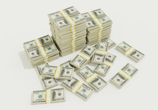 Курс валют в Украине 17 ноября 2024 года: сколько стоит доллар и евро