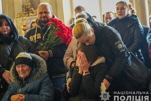В Одессе простились с полицейским, который получил тяжелые ранения во время обстрела города 18 ноября