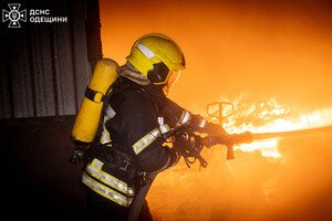 В Одессе произошел мощный пожар на складе: что известно