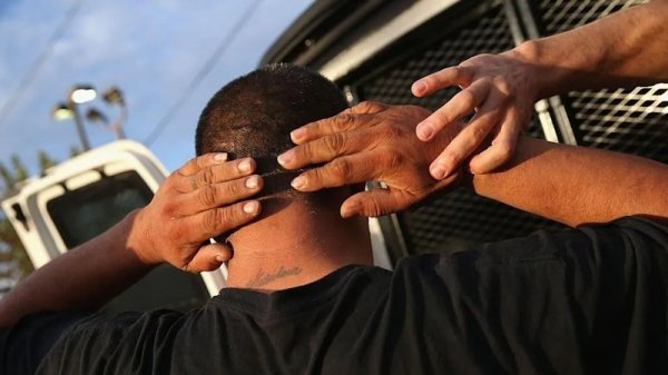 Массовые депортации при Трампе: надежды и опасения нелегальных мигрантов