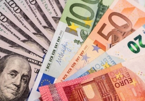 Курс валют в Украине 7 декабря 2024: сколько стоит доллар и евро