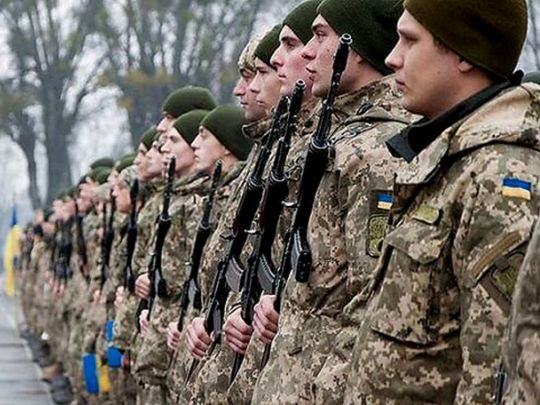 Українцям у Польщі надходять повістки до армії: хто за цим стоїть
