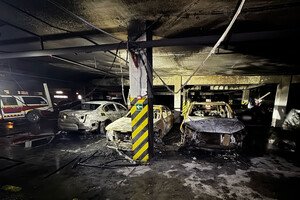 В Одессе задержали подозреваемого в поджоге автомобилей в паркинге в Аркадии