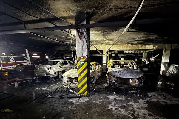 В Одессе задержали подозреваемого в поджоге автомобилей в паркинге в Аркадии
