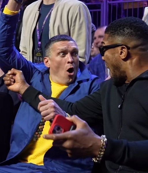 Паркер — Баколе: відео крутого нокауту в чемпіонському бою суперважковаговиків в Ер-Ріяді