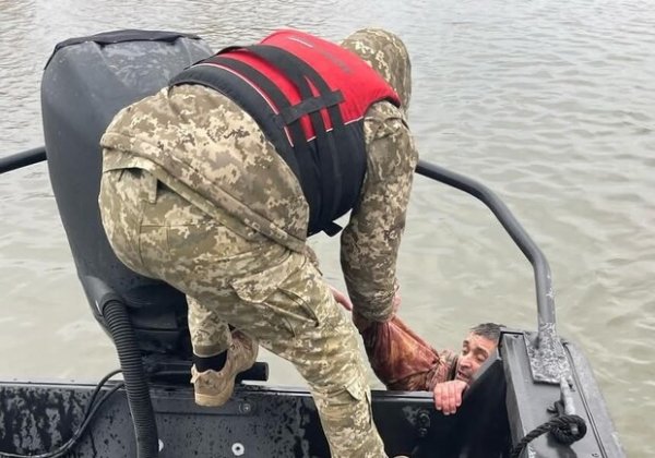В Одесской области чуть не утонул в море мужчина