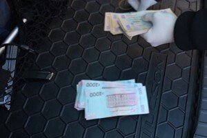 Военнослужащие из Одессы за взятку "помогали" мужчинам избегать фронта