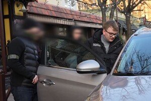 Военнослужащие из Одессы за взятку "помогали" мужчинам избегать фронта