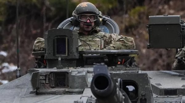 Принц Уильям посетил военную базу НАТО в Эстонии