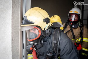В Одессе горела квартира в многоэтажке в Аркадии: подробности