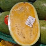 В одесском супермаркете продают желтый арбуз: сколько стоит экзотика